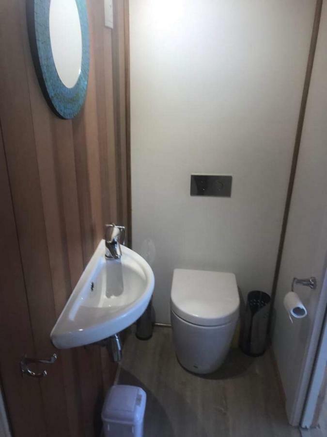 Studio With Water Views Omokoroa Екстериор снимка
